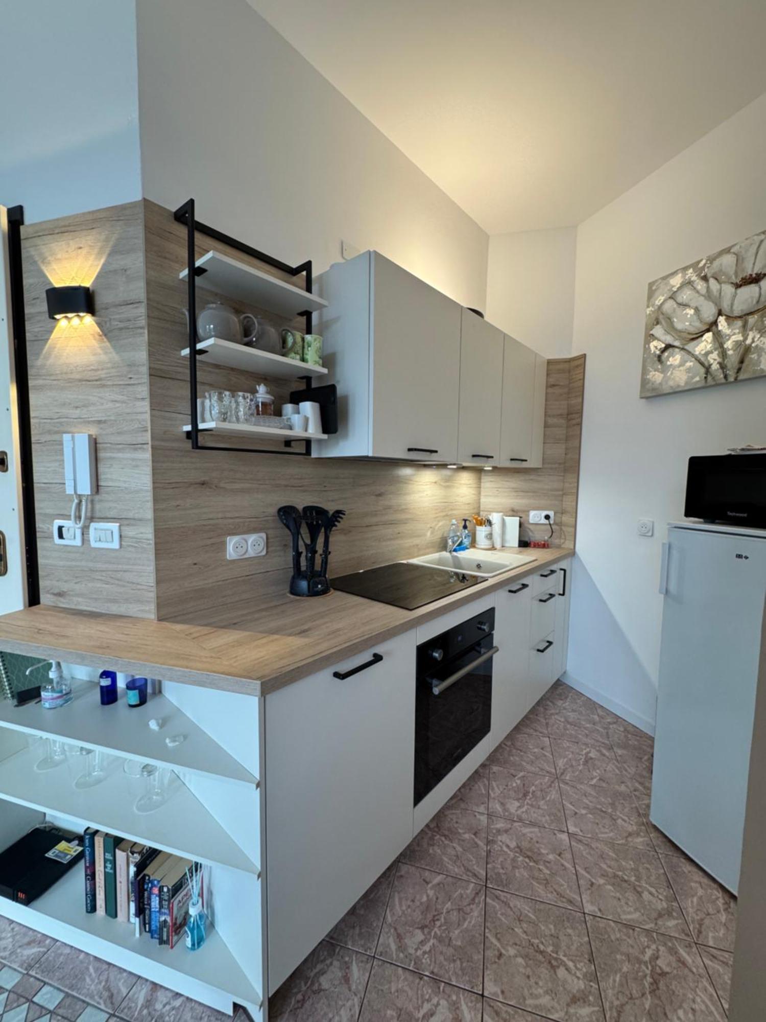 Menton Centre Vue Imprenable Sur Mer Et Jardin Bioves Exterior foto